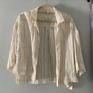 FLASH SALE: BUNDLE 4 ITEMS OR MORE FOR $5 EACH // Lou & Grey Cream Button Down